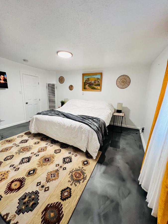Los Casita Azul- Cozy Blue House Villa Los Lunas Luaran gambar
