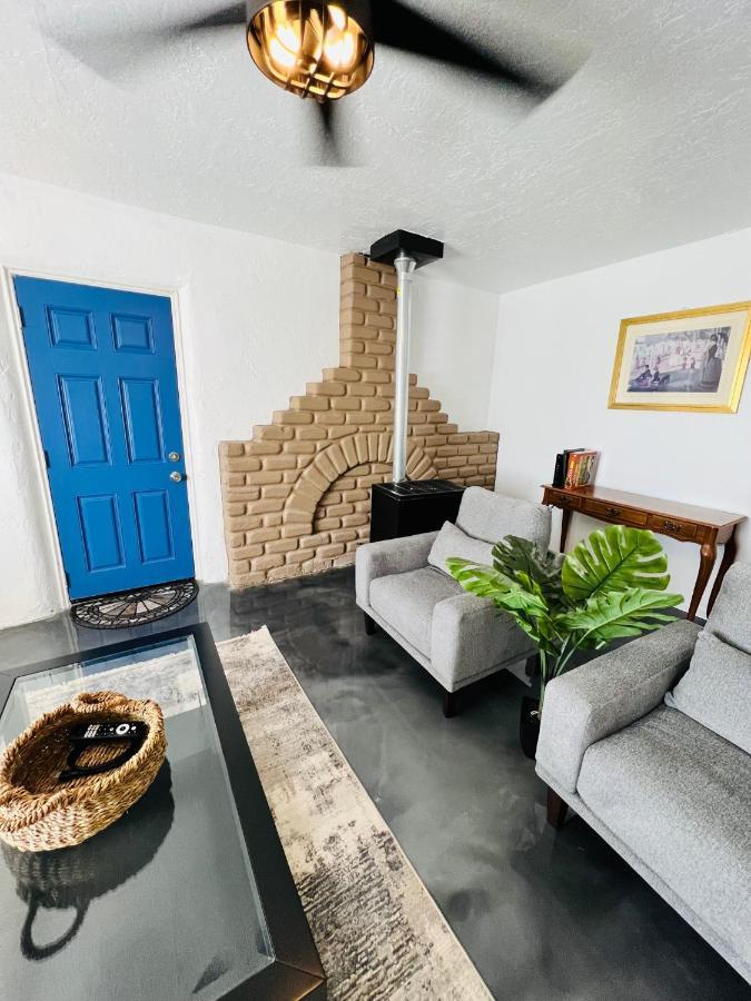 Los Casita Azul- Cozy Blue House Villa Los Lunas Luaran gambar